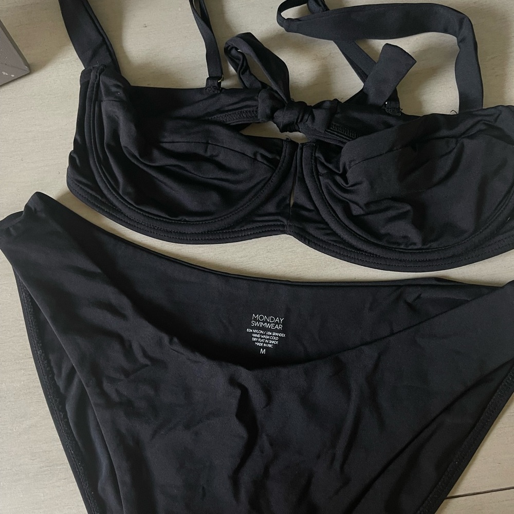 Monday swimwear bikini